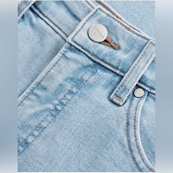 EXPRESS 70’s Flare Mid Rise denim - Picture 5 of 7